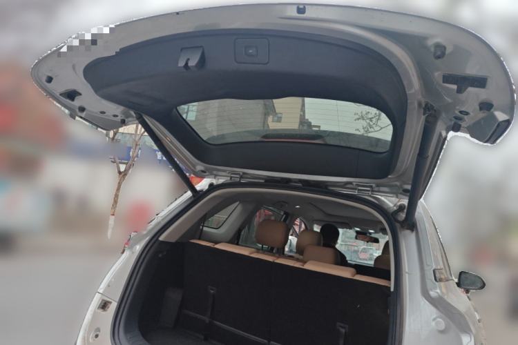 Used Landian E5 2023 1.5L DE-i 100KM Comfort Edition 7-Seater
