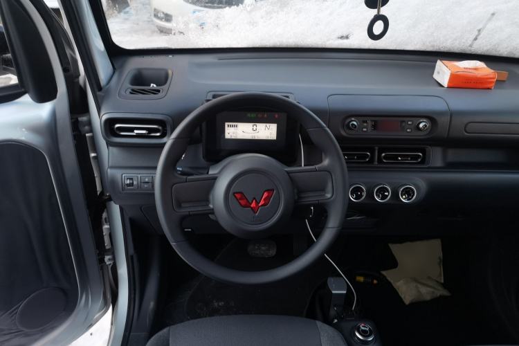Used Wuling Zhiguang New Energy 2025 Standard Model Steering Wheel