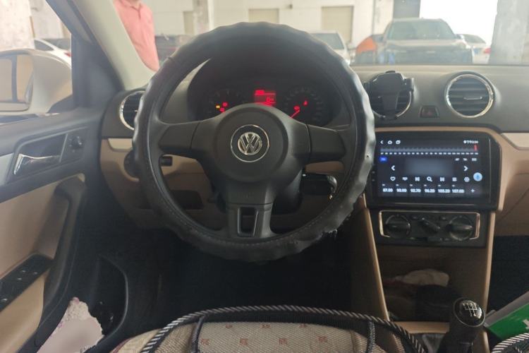 Used Volkswagen Jetta 2015 1.6L Manual Comfort Model
