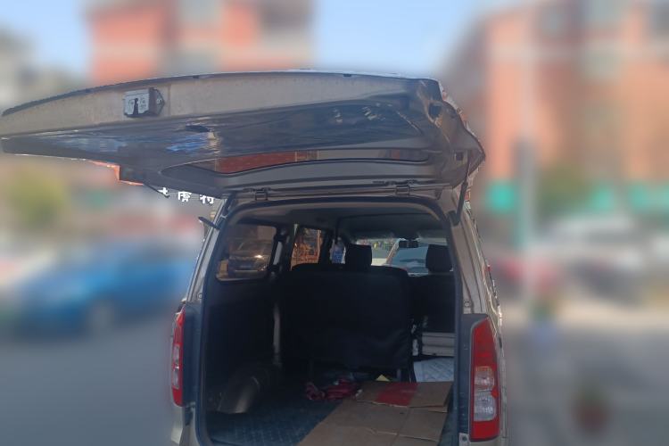 Used Wuling Hongguang V 2019 1.5L Jingqu Version China VI LAR