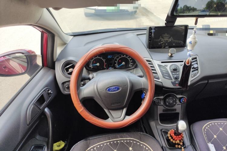 Used Ford Fiesta 2013 Hatchback 1.5L Manual Fashion Edition
