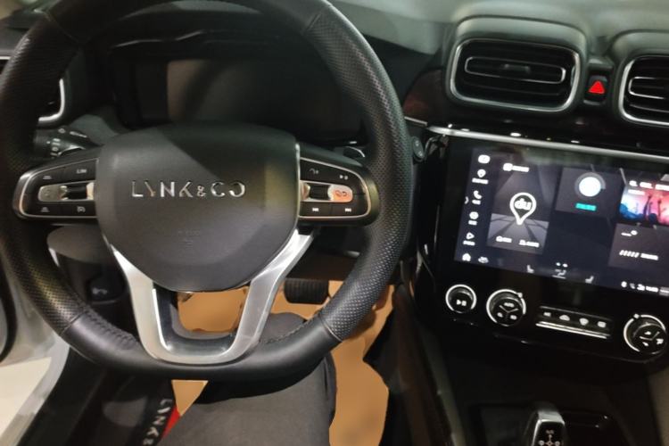 Used Lynk & Co 02 2019 High-Energy Edition 2.0T Automatic Two-Wheel Drive Pro Version China VI Standard
