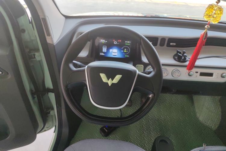 Used Wuling Hongguang MINIEV 2021 Macaron Sandwich Model 170 km Lithium Ternary