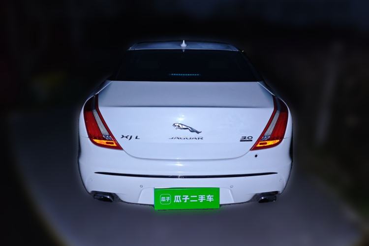 Used Jaguar XJ 2014 XJL 3.0 SC Four-Wheel Drive Panoramic Business Edition
