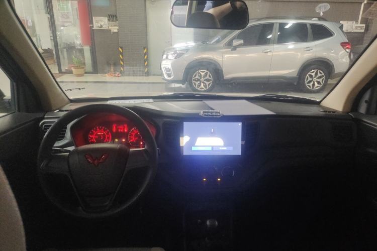 Used Wuling Hongguang V 2022 1.5L Jingqu Edition Electric-Assist LAR