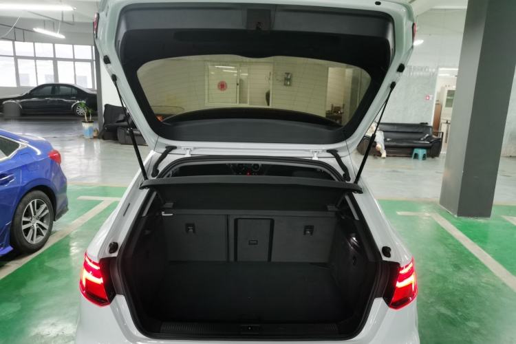 Used Audi A3 2020 Restyled Sportback 35 TFSI Entry-Level China VI Emission Standard
