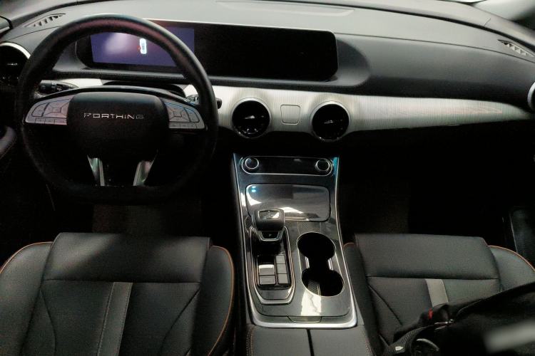 Used FORTHING Yacht 2024 1.5T DCT Guanhai Edition
