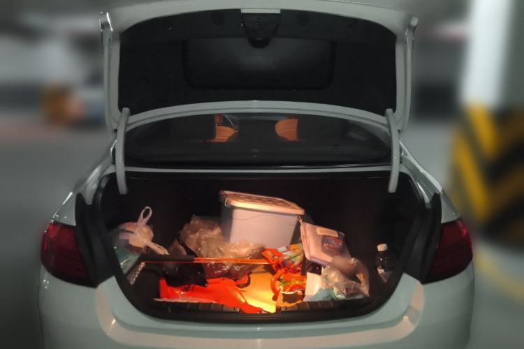 Used BMW 5 Series 2013 525Li Leading Model Trunk