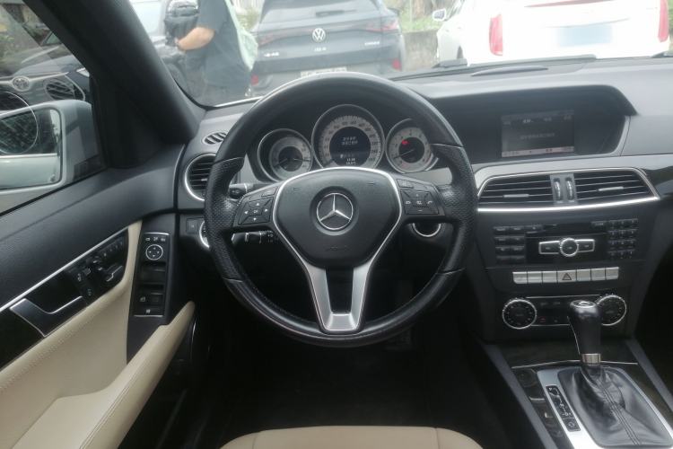 Used Mercedes-Benz C-Class 2013 C 260 CGI Fashion Model