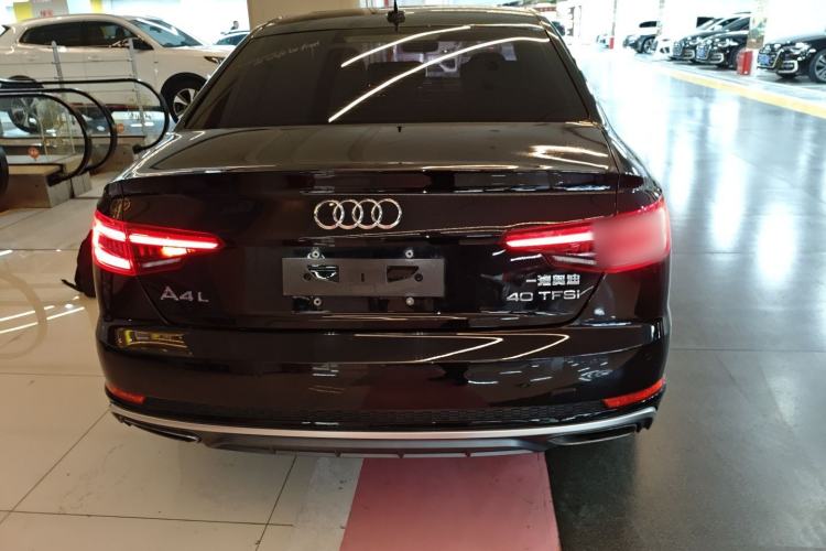 Used Audi A4L 2019 40 TFSI Fashion Edition China VI Emission Standard