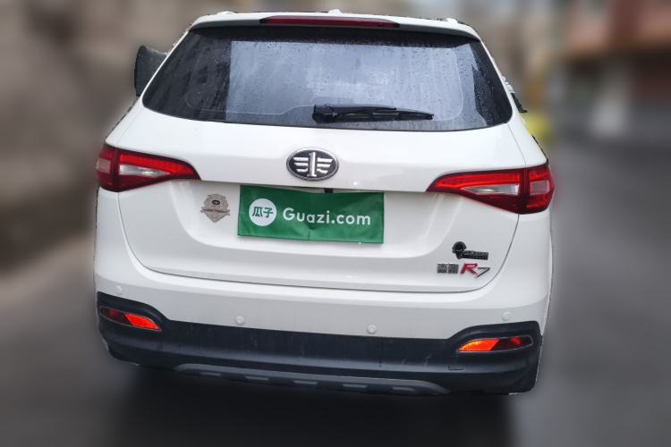 Used FAW Senya R7 2016 1.6L Manual Luxury Version Rear