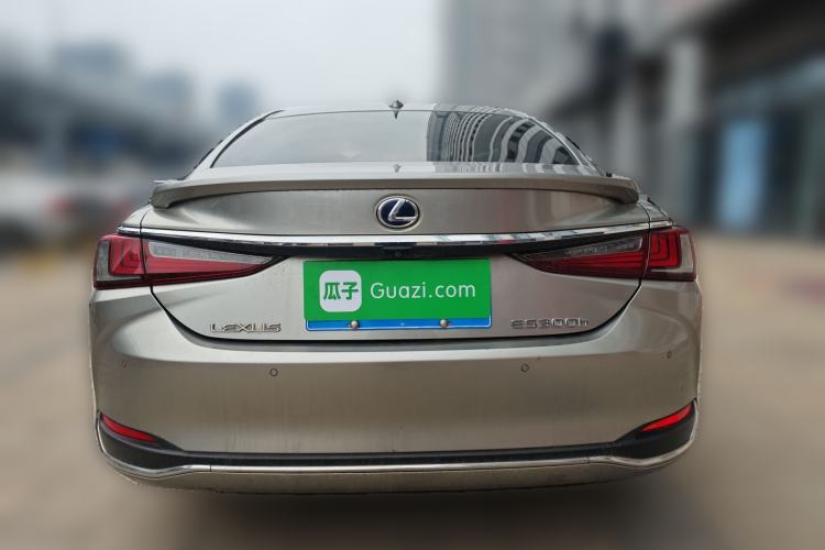 Used Lexus ES 2020 300h Executive Edition