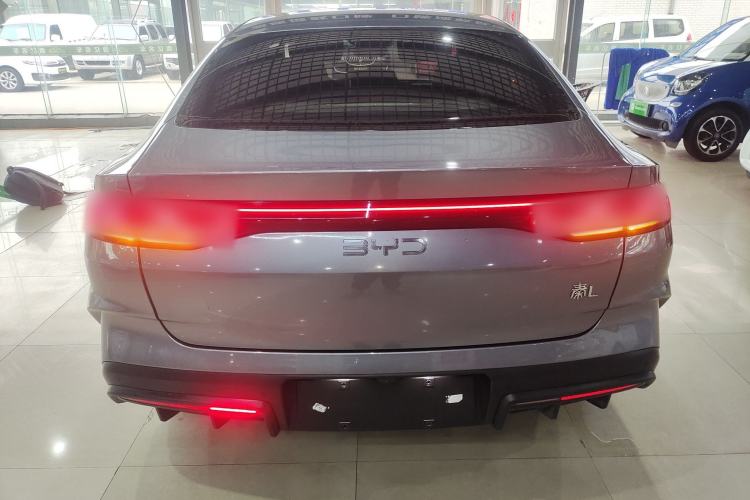 Used BYD Qin L 2024 DM-i 80KM Leading Model
