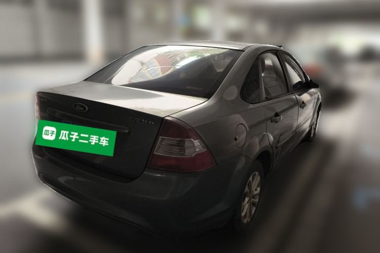 Used Ford Focus 2012 Sedan Classic 1.8L Automatic Base Model