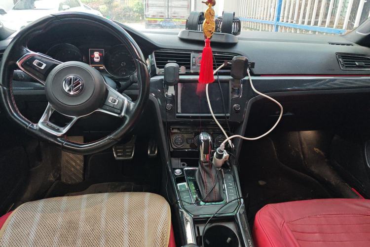 Used Volkswagen Lamando 2017 2.0T GTS
