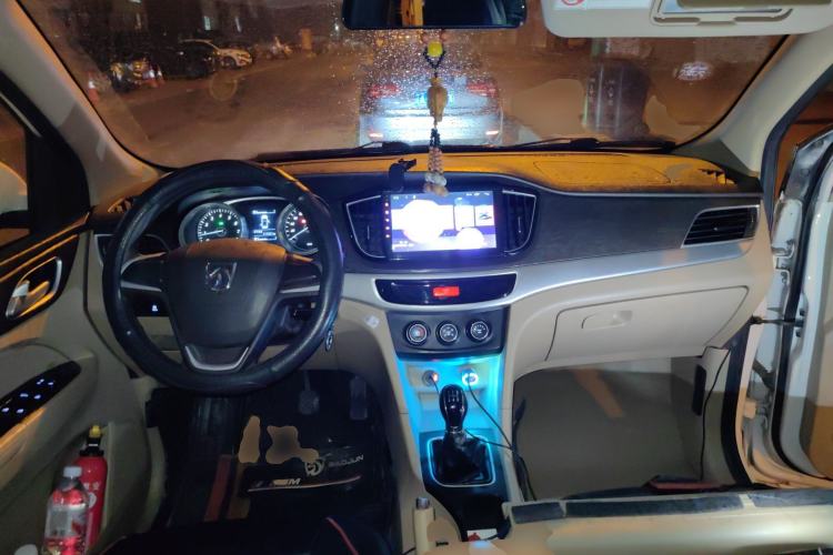 Used Baojun 730 2016 1.5L Manual Value Edition 7 Seats China V Emission Standard