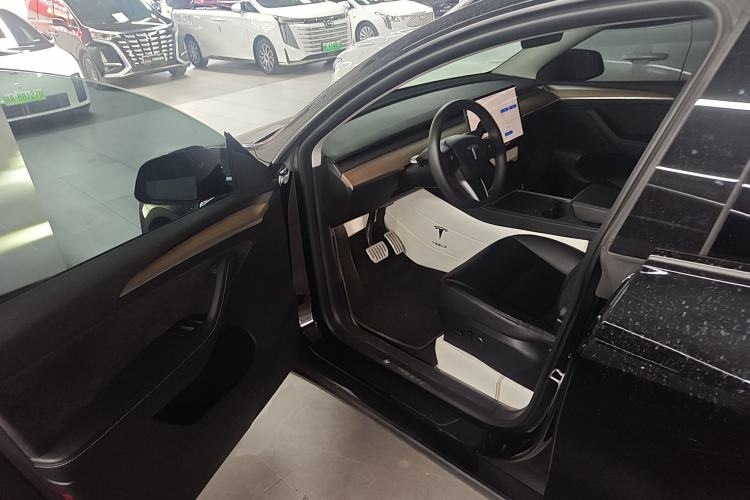 Used Tesla Model Y 2022 Performance High-Performance All-Wheel-Drive Version