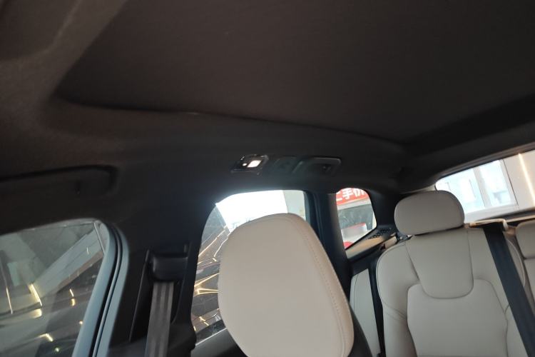 Used Volvo XC60 2026 B5 4x4 Smart Luxury Edition