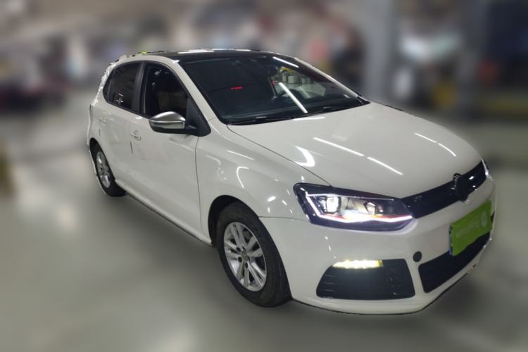 Used Volkswagen Polo 2016 1.4L Manual Fashion Model