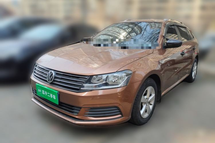 Used Volkswagen Gran Lavida 2015 1.6L Manual Fashion Edition