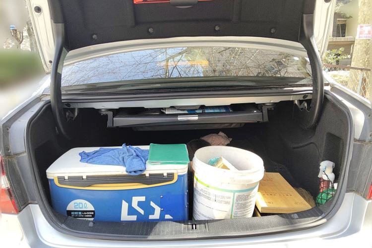 Used Mercedes-Benz E-Class 2010 E 300 L Fashion Model