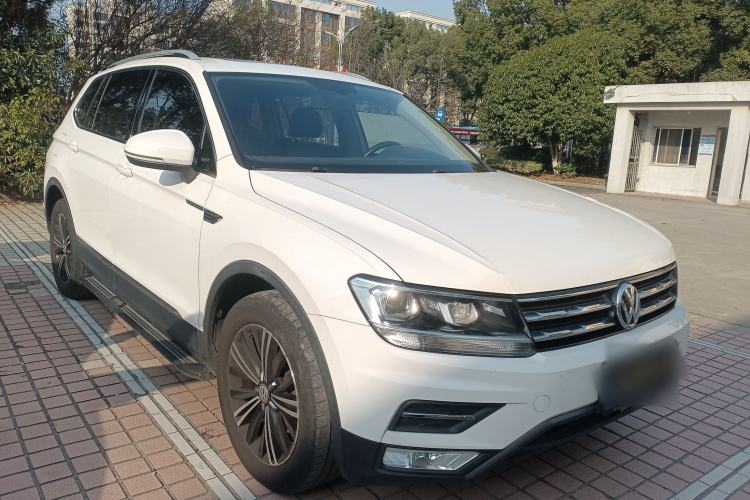 Used Volkswagen Tiguan L 2019 Updated Version 330TSI Automatic Two-Wheel Drive Panoramic Comfort Edition China VI Standard