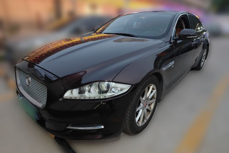 Used Jaguar XJ 2014 XJL 3.0 SC Two-Wheel-Drive Panoramic Business Edition