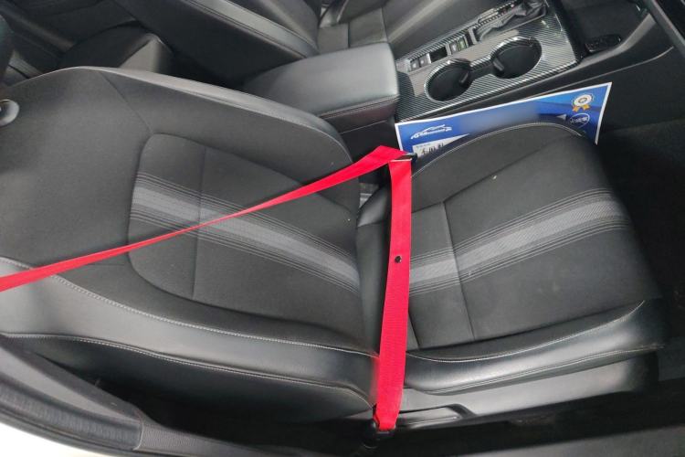 Used Honda Civic 2022 240TURBO CVT Dynamic Edition Right Front Seat