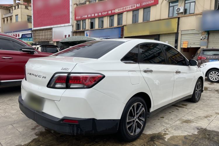 Used Venucia D60 2018 1.6L Manual Smart Connect Elite Edition
