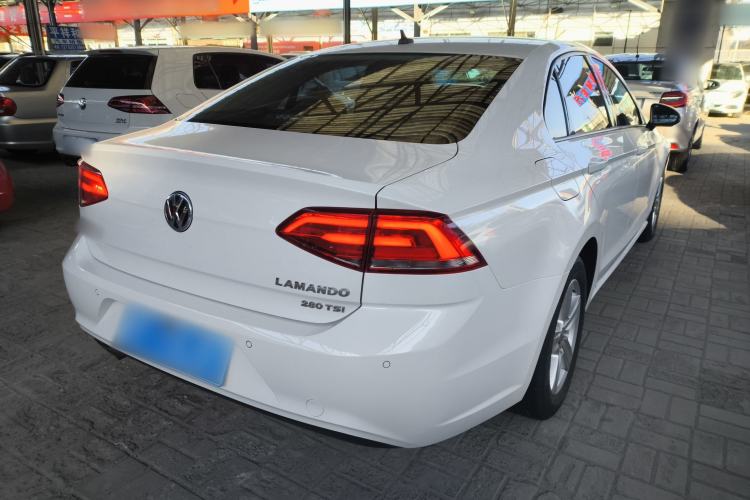 Used Volkswagen Lamando 2017 230TSI DSG Fashion Edition