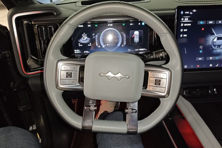 Used Formula Leopard Leopard 5 2023 Navigator Edition