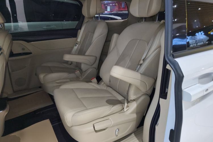 Used Buick GL8 2023 ES Lu Zun Deluxe Model
