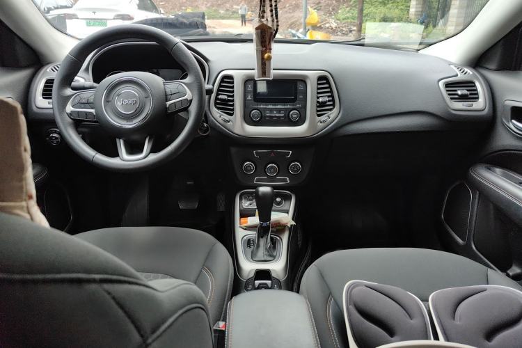 Used Jeep Compass 2017 200T Automatic Enjoyment Edition
