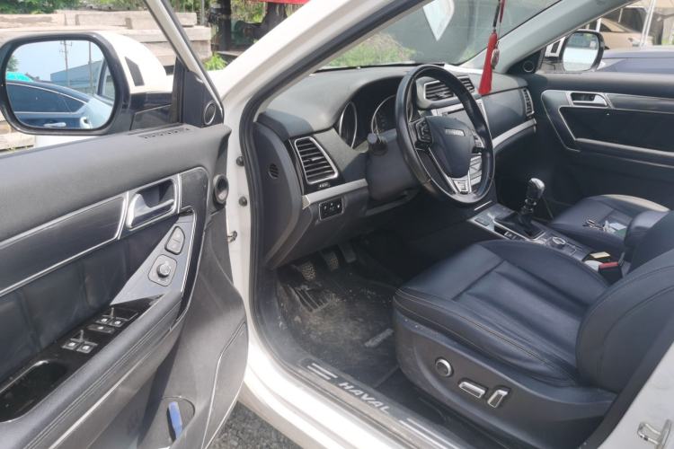 Used Haval H6 Coupe 2015 Blue Label 2.0T Manual Two-Wheel-Drive Elite Model

