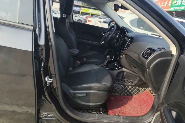 Used Jeep Compass 2019 220T Automatic Family Edition