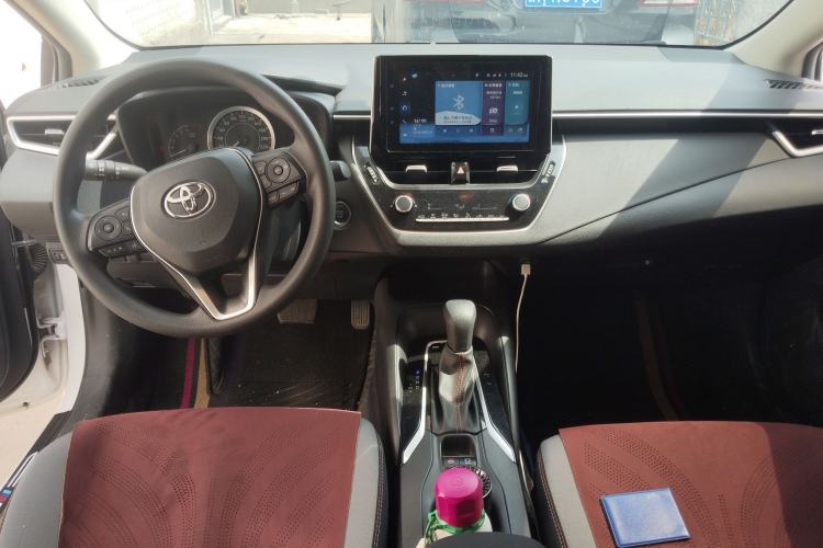Used Toyota Corolla 2023 1.2T Elite Edition Center Console
