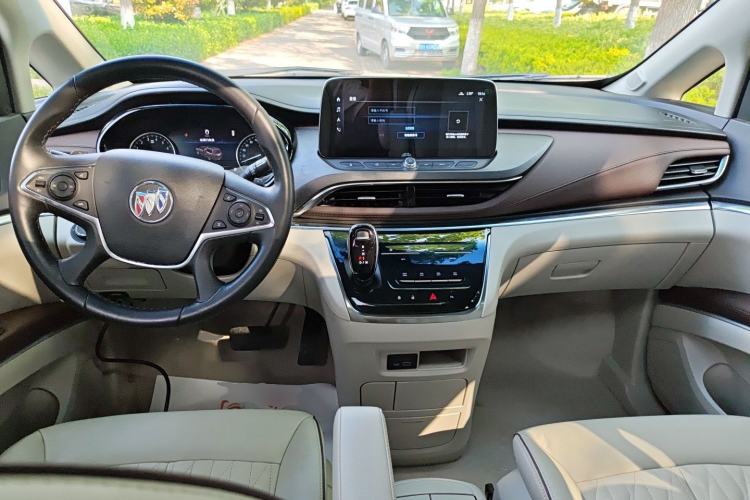 Used Buick GL8 2021 Land Cruiser Executive Class 652T Luxury Model
