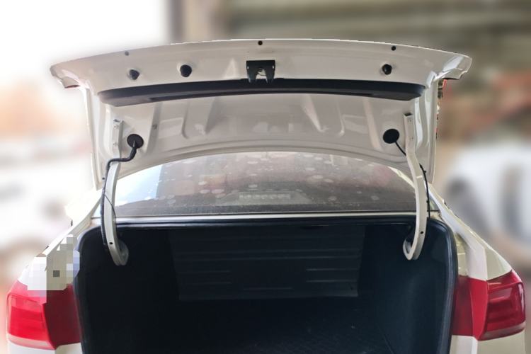 Used Volkswagen Santana 2019 1.5L Automatic Fashion Edition China VI Trunk