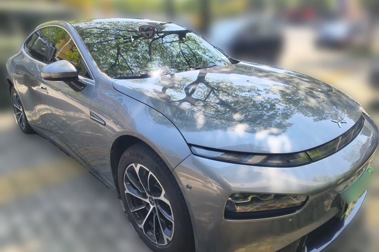 Used XPeng P7 2021 670G Front Right 45 Deg