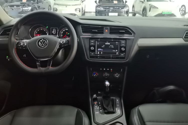 Used Volkswagen Tiguan L 2021 330TSI Automatic Two-Wheel Drive Comfort Edition
