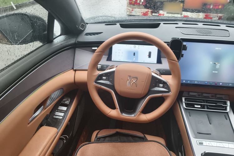 Used BYD Han L 2025 EV 701 km LiDAR Flagship Edition
