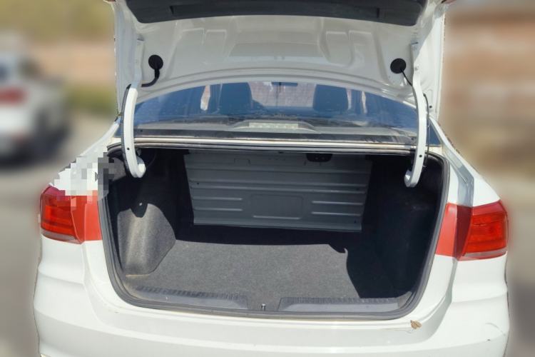 Used Volkswagen Santana 2018 1.5L Manual Fashion Edition Trunk