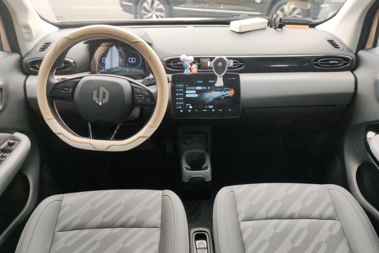 Used Leapmotor T03 2024 310 Comfort Edition Center Console