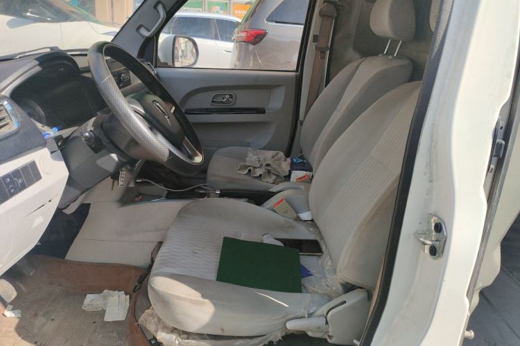 Used Jinbei New Hiace S 2021 1.5L Wealth Central Air-Conditioned Van China VI Standard SWC15M