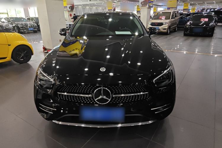 Used Mercedes-Benz E-Class 2023 Restyled E 300 L Sporty and Stylish Edition
