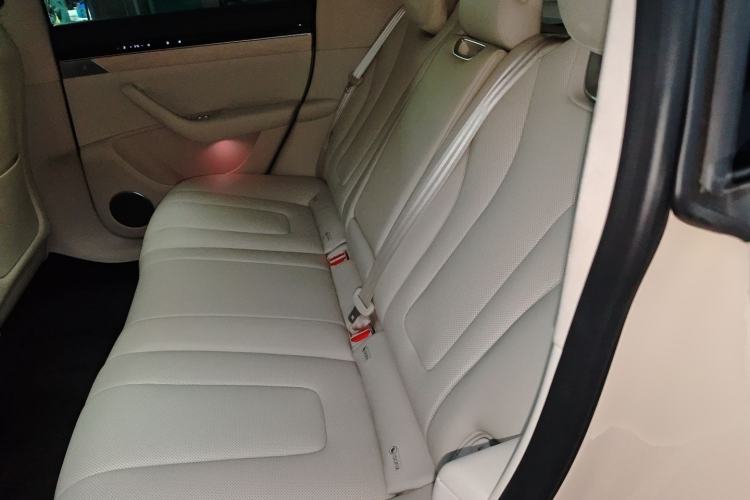 Used Hima Luxeed R7 2025 Range-Extended Version 251 km Max