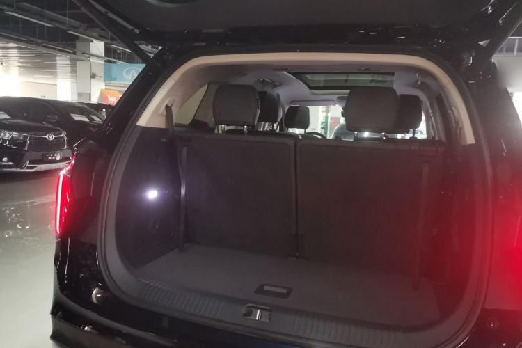 Used Hongqi HS7 PHEV 2024 2.0T PHEV Four-Wheel Drive Flagship Edition 6 Seats
