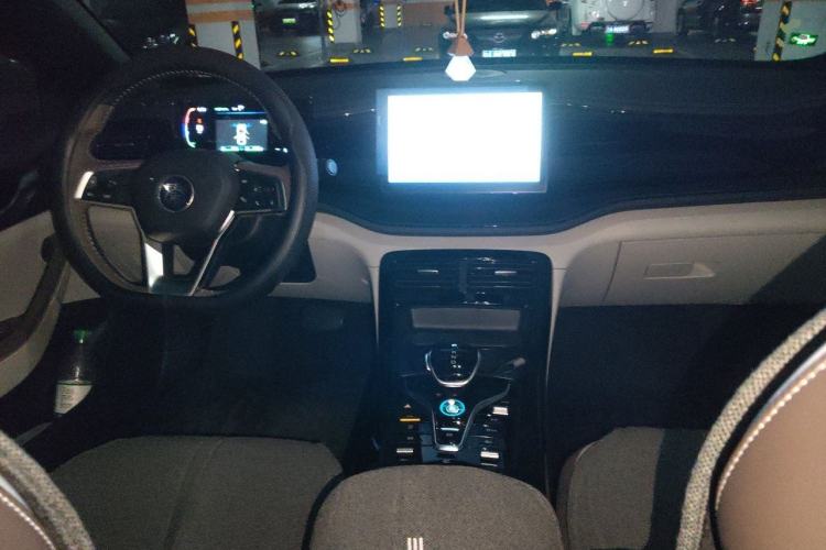 Used BYD Qin PLUS 2024 HONOR Edition DM-i 55KM Leading Model
