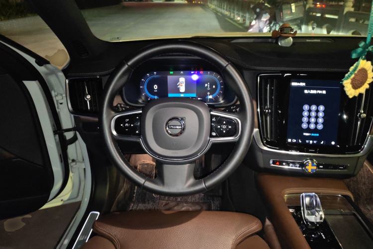 Used Volvo S90 2023 B5 Zhiyuan Luxury Edition
