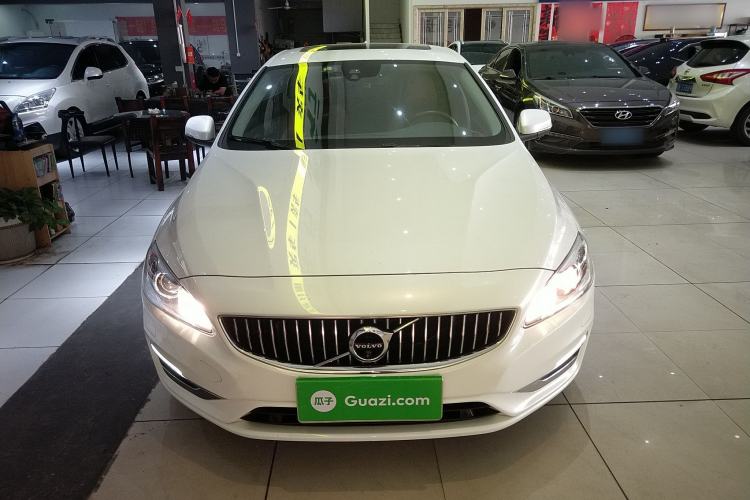 Used Volvo S60 2019 S60L Facelift T5 Intelligent Advanced Edition
